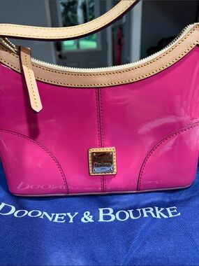 NWOT Hot pink shoulder bag.